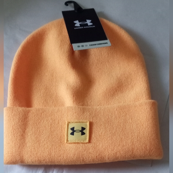 Under Armour Accessories - UNDER Armour Women's Fluorescent Orange & Yellow Cuffed Coldest Weather Beanie